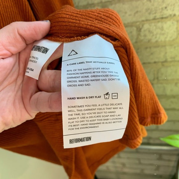 COPY - Reformation Tencel Long Turtleneck Sweater - Picture 6 of 6